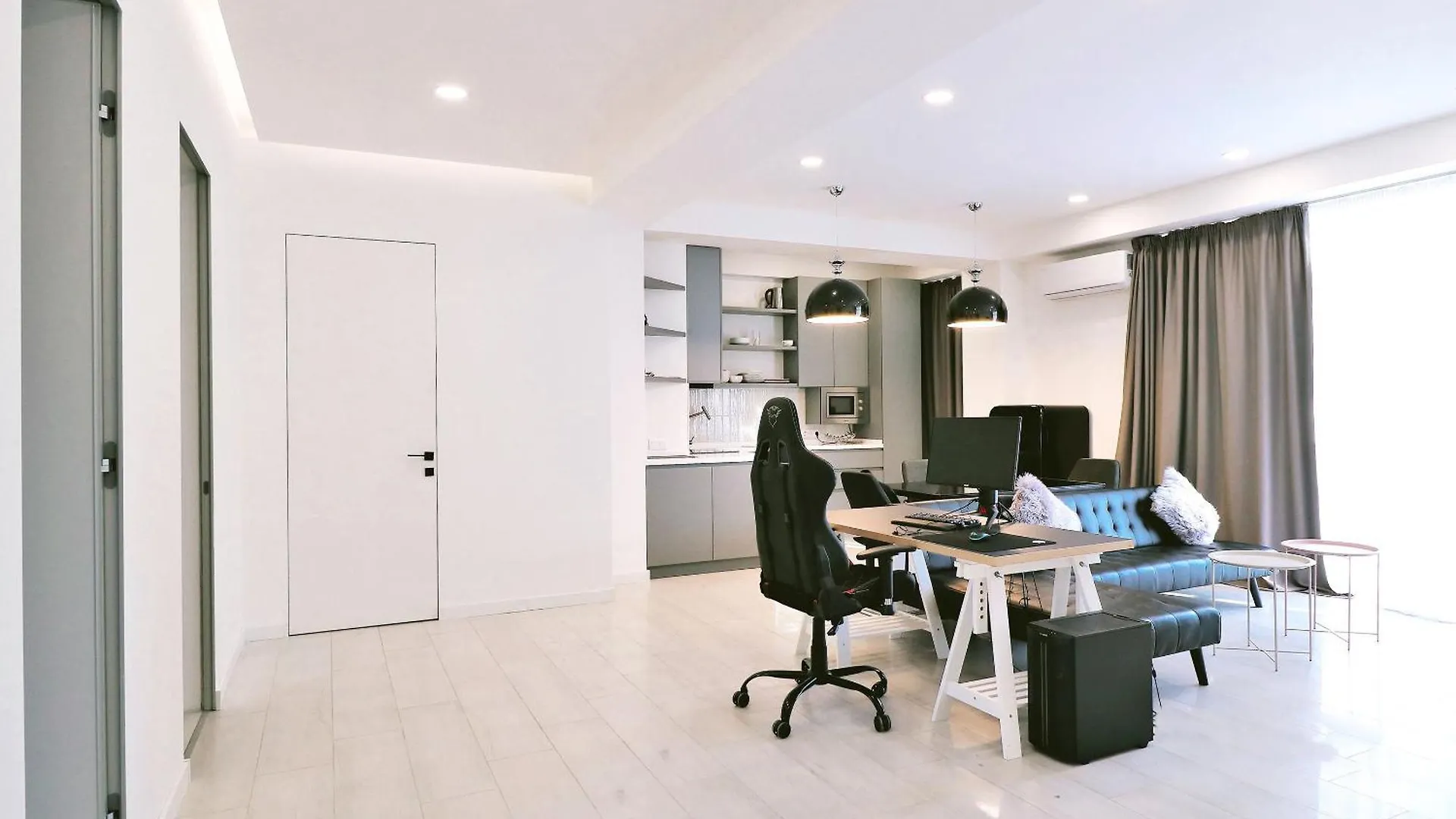 Brand New 2 Bed Apartment In Tbilisi 0*,